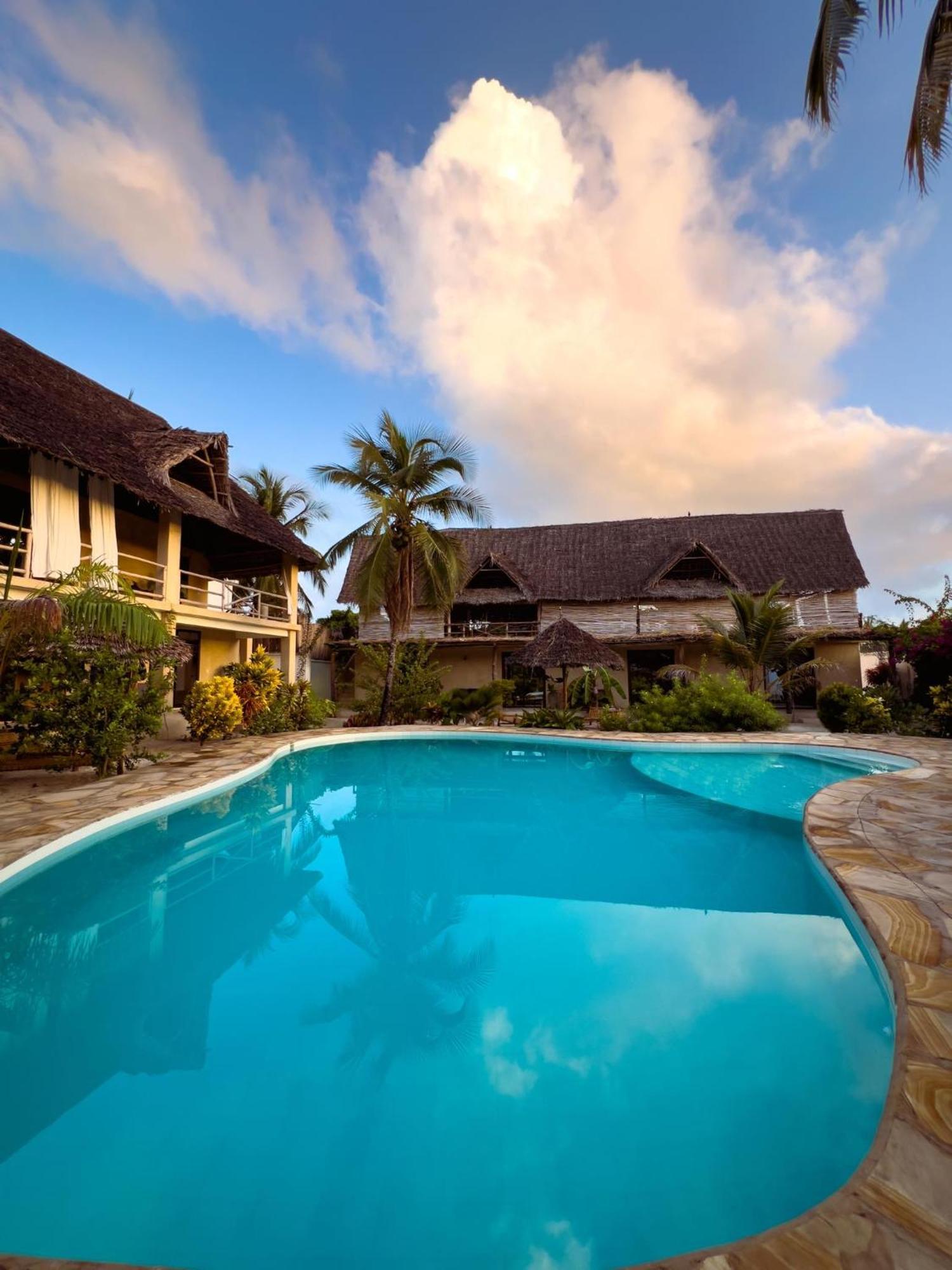 The Garden Hotel Paje Exterior photo