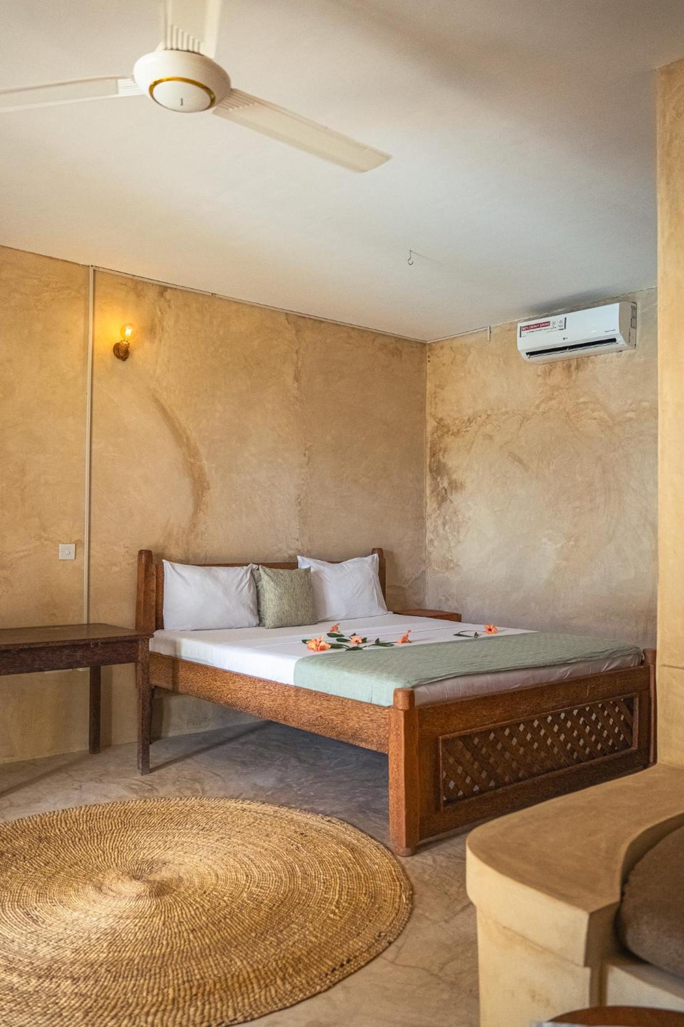 The Garden Hotel Paje Exterior photo